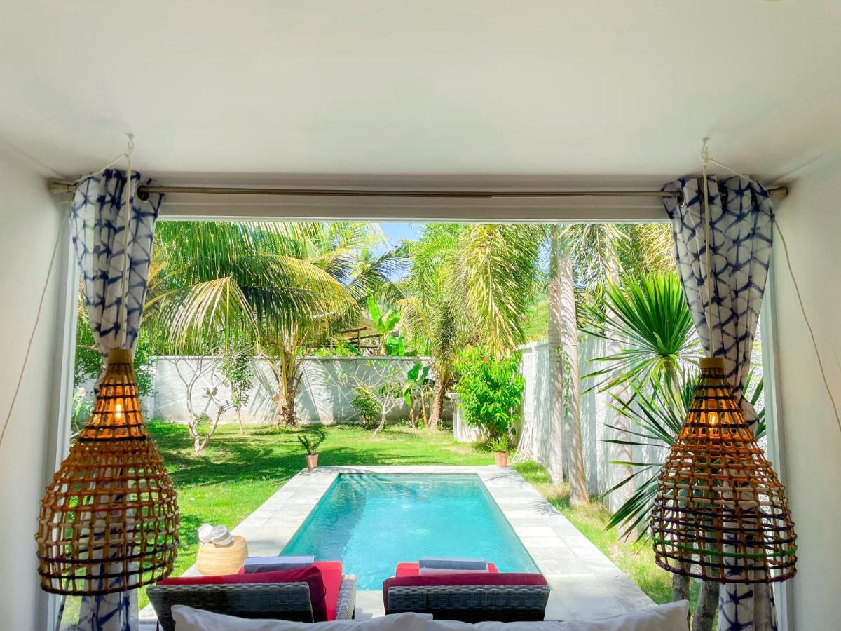 Villa Kotak Surfers Escape Reopening Rates Apply Now Selong Belanak Extérieur photo