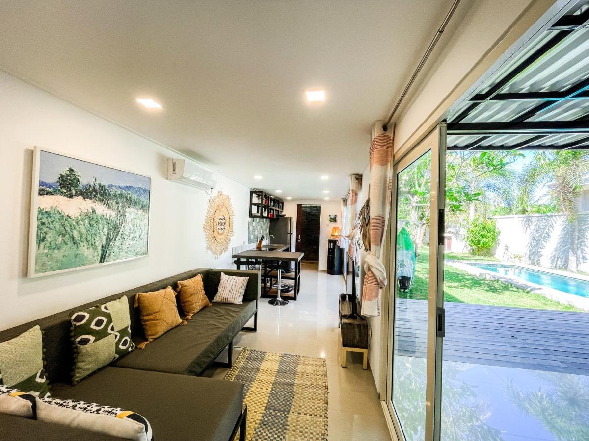 Villa Kotak Surfers Escape Reopening Rates Apply Now Selong Belanak Extérieur photo