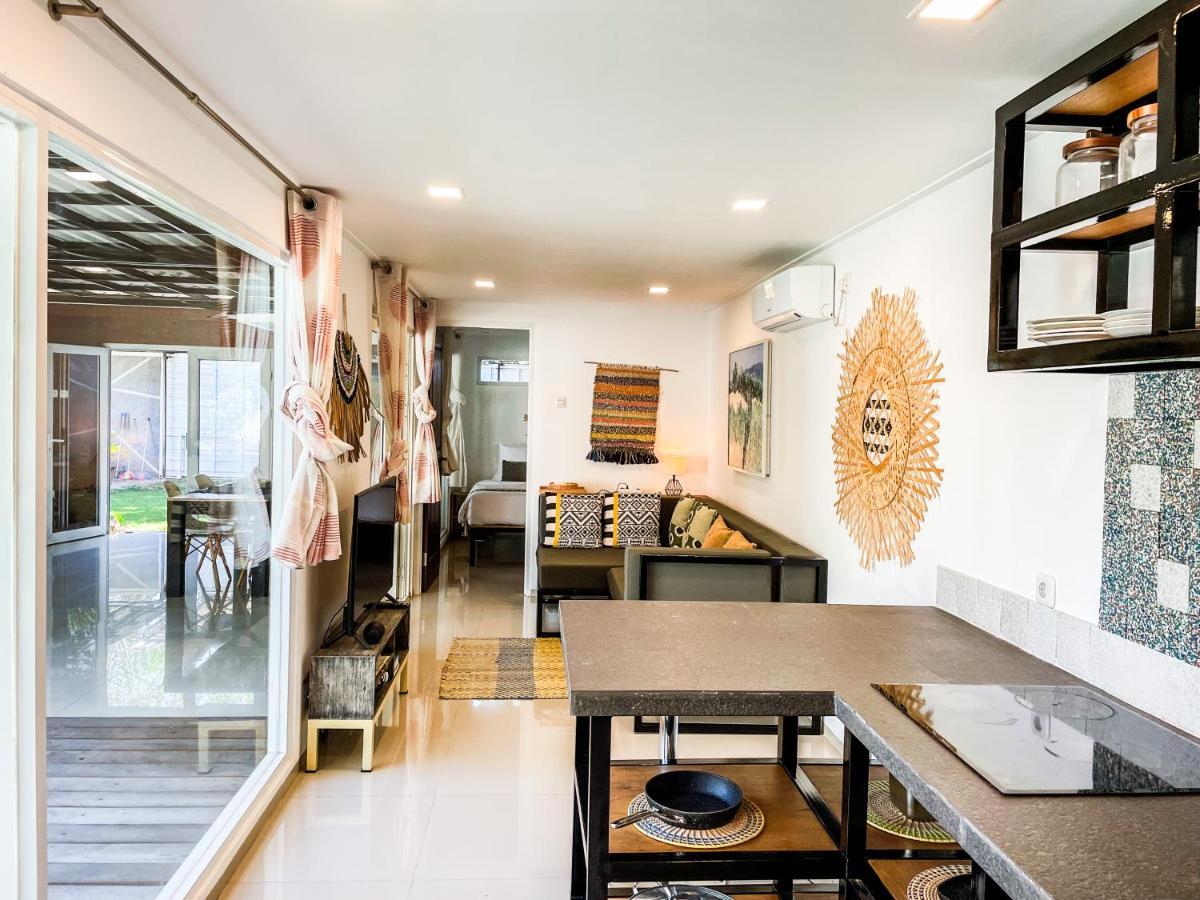 Villa Kotak Surfers Escape Reopening Rates Apply Now Selong Belanak Extérieur photo