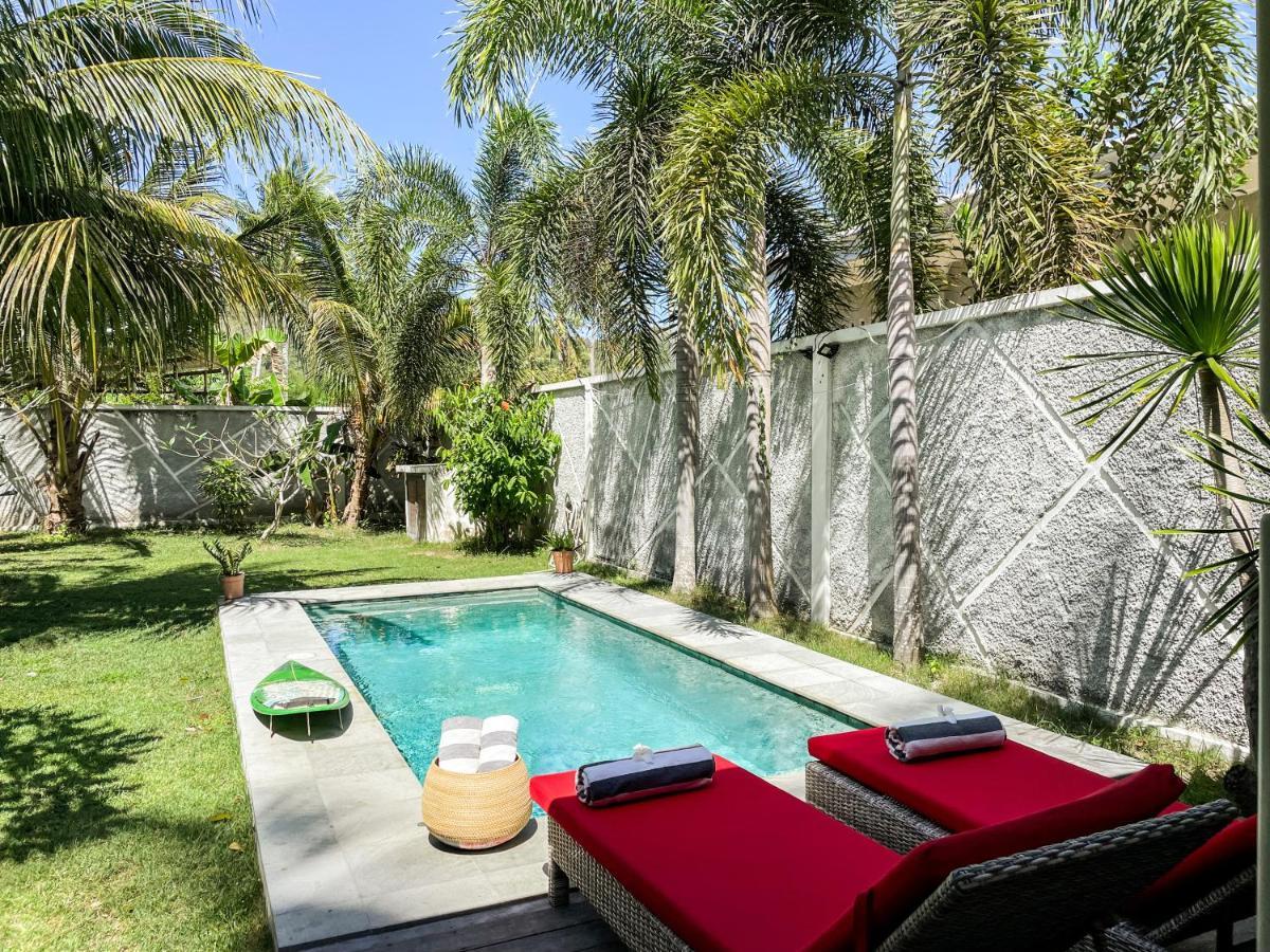 Villa Kotak Surfers Escape Reopening Rates Apply Now Selong Belanak Extérieur photo